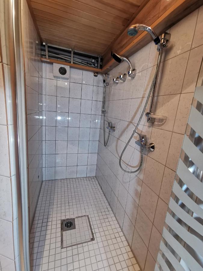 Pension Foehrenhain Gerasdorf bei Wien Exteriör bild